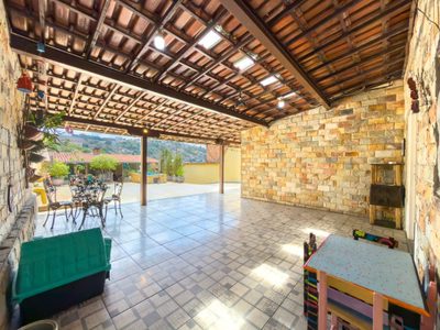 Casa, 3 quartos, 191 m² - Foto 2