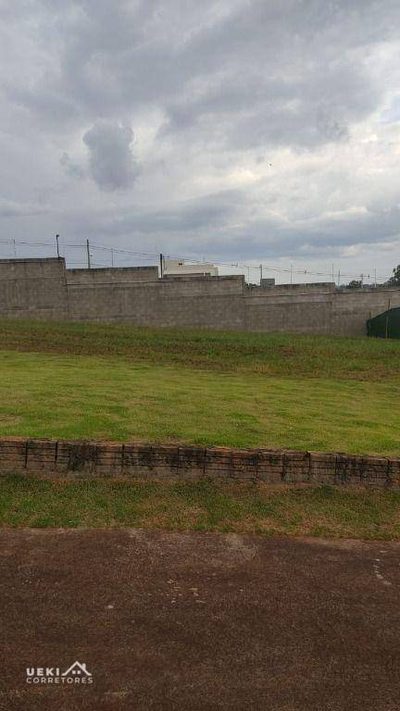 Loteamento e Condomínio, 250 m² - Foto 1