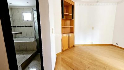 Apartamento, 3 quartos, 210 m² - Foto 2