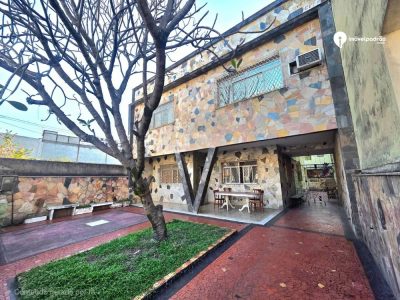 Casa, 4 quartos, 200 m² - Foto 1