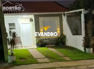 Casa, 2 quartos, 70 m² - Foto 1