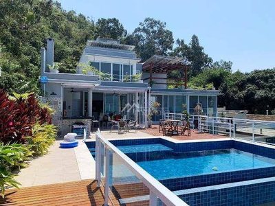 Casa, 3 quartos, 252 m² - Foto 1
