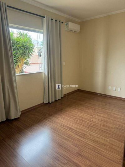 Casa, 2 quartos, 286 m² - Foto 4