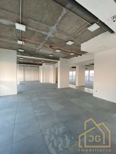 Sala-Conjunto, 3000 m² - Foto 2