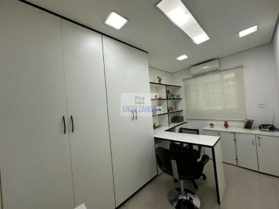 Sobrado, 8 quartos, 134 m² - Foto 4