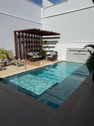 Casa, 3 quartos, 223 m² - Foto 1
