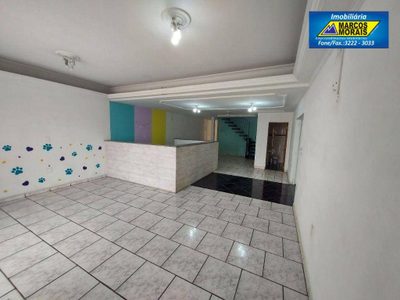 Casa, 3 quartos, 300 m² - Foto 2