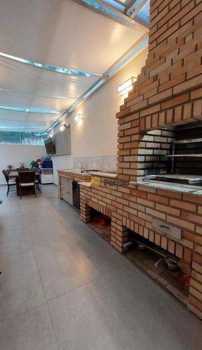 Casa, 3 quartos, 240 m² - Foto 3
