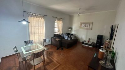 Casa, 3 quartos, 230 m² - Foto 2