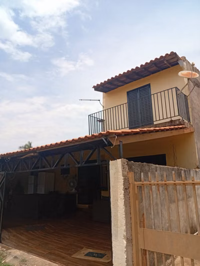 Chácara, 2 quartos, 154 m² - Foto 1