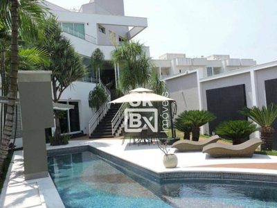 Casa, 6 quartos, 626 m² - Foto 1