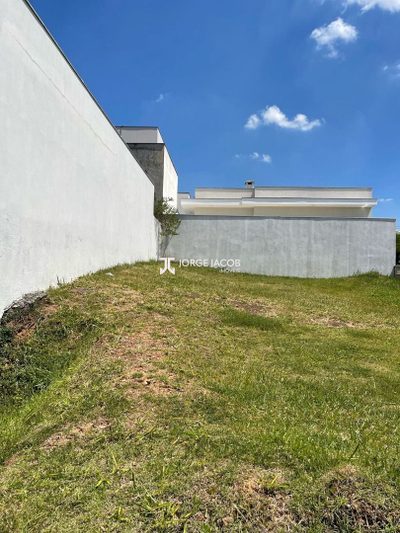 Terreno, 300 m² - Foto 1