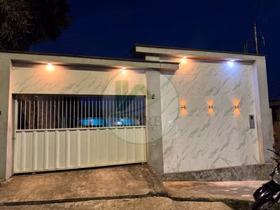 Casa, 2 quartos, 194 m² - Foto 1