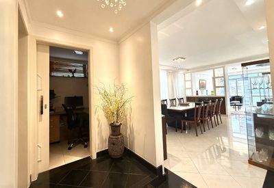 Apartamento, 3 quartos, 225 m² - Foto 2