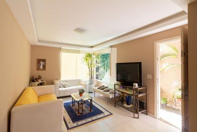 Casa, 3 quartos, 246 m² - Foto 1