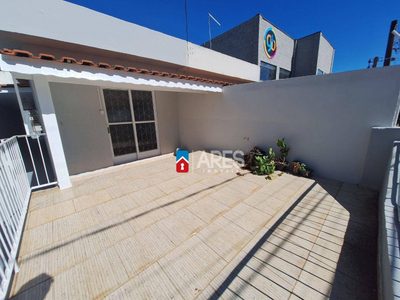 Casa, 2 quartos, 98 m² - Foto 1