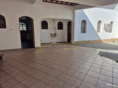 Casa, 5 quartos, 300 m² - Foto 3