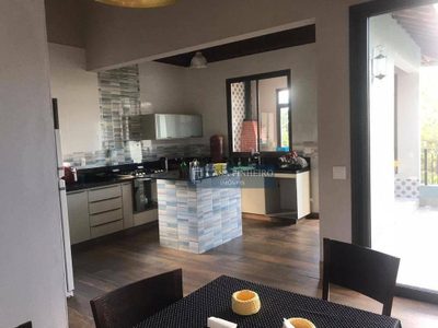 Casa, 5 quartos, 378 m² - Foto 1