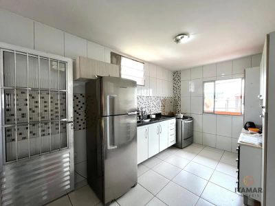 Casa, 4 quartos, 250 m² - Foto 1