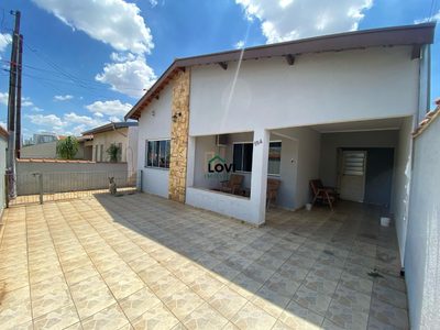Casa, 5 quartos, 167 m² - Foto 2