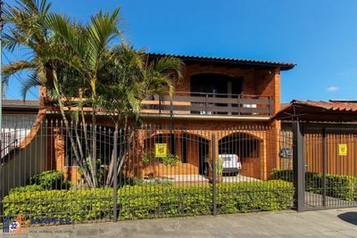 Casa, 6 quartos, 405 m² - Foto 1