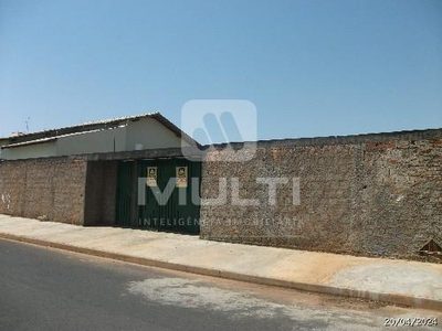 Loteamento e Condomínio - Foto 2