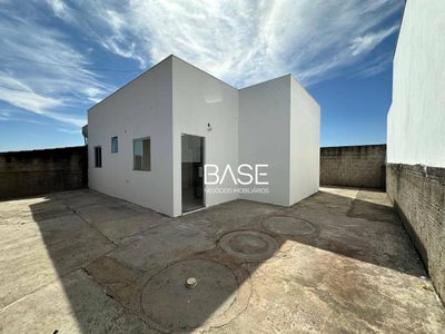 Casa, 3 quartos, 70 m² - Foto 1