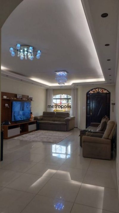 Sobrado, 3 quartos, 350 m² - Foto 1