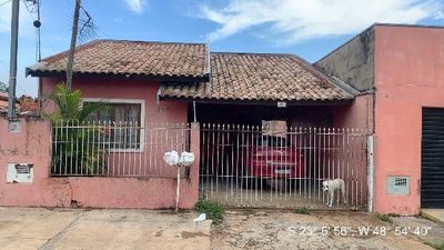 Casa, 2 quartos, 200 m² - Foto 1