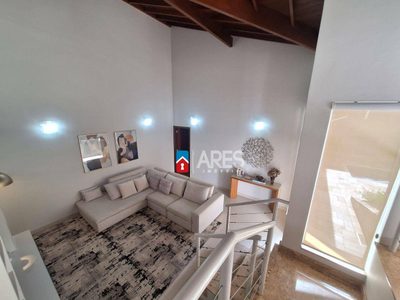 Casa, 3 quartos, 205 m² - Foto 1