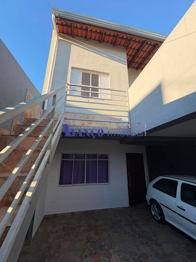 Casa, 3 quartos, 176 m² - Foto 1