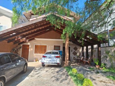Casa, 3 quartos, 215 m² - Foto 1