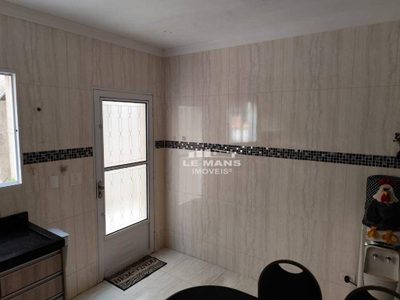 Casa, 5 quartos, 200 m² - Foto 4