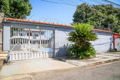 Sobrado, 4 quartos, 195 m² - Foto 2