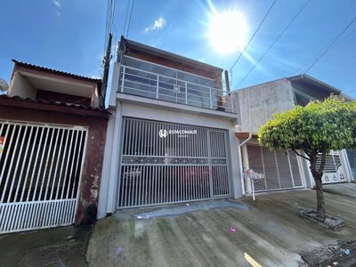 Casa, 3 quartos, 185 m² - Foto 2