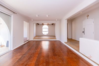Apartamento, 4 quartos, 252 m² - Foto 2