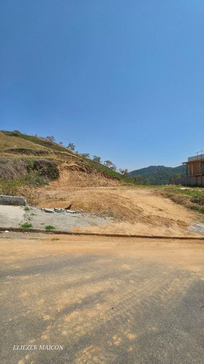 Loteamento e Condomínio, 580 m² - Foto 1