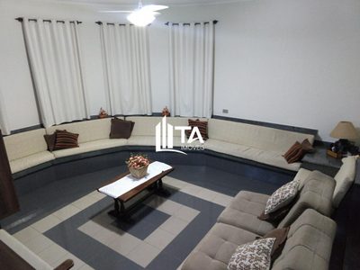 Casa, 3 quartos, 293 m² - Foto 1