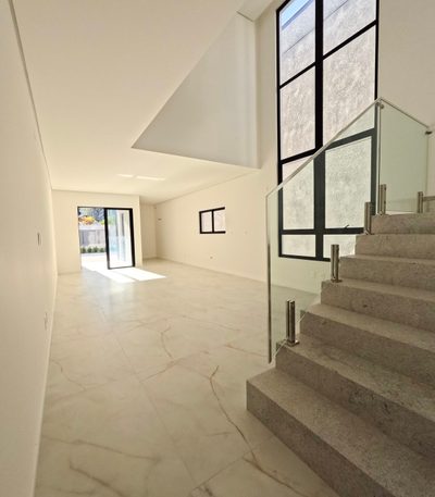 Casa, 3 quartos, 175 m² - Foto 1