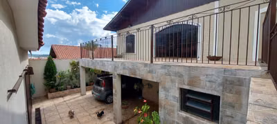 Casa, 3 quartos, 174 m² - Foto 1