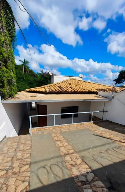 Casa, 2 quartos, 62 m² - Foto 1
