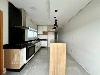 Casa, 4 quartos, 289 m² - Foto 2