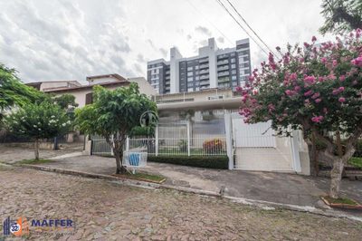 Casa, 3 quartos, 290 m² - Foto 1