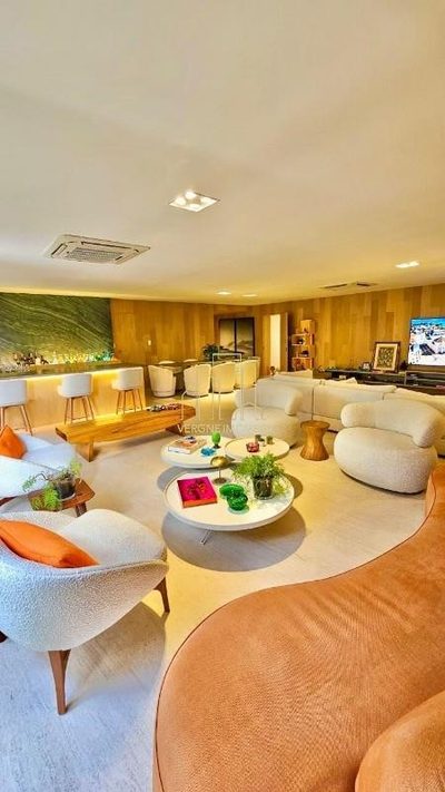 Apartamento, 3 quartos, 241 m² - Foto 1