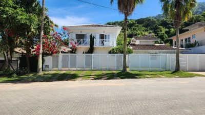 Casa, 6 quartos, 250 m² - Foto 4