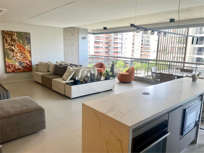 Apartamento, 3 quartos, 167 m² - Foto 1
