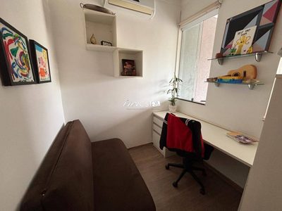 Casa, 4 quartos, 229 m² - Foto 1