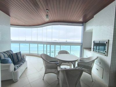 Apartamento, 3 quartos, 203 m² - Foto 1