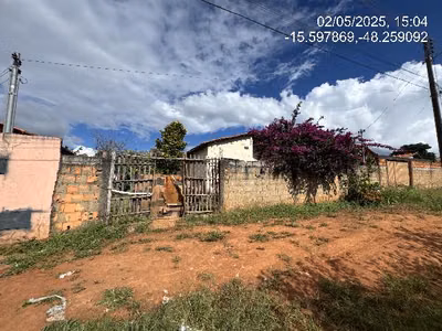 Casa, 2 quartos, 233 m² - Foto 1