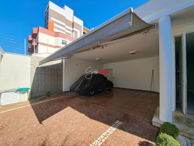 Casa, 3 quartos, 239 m² - Foto 3